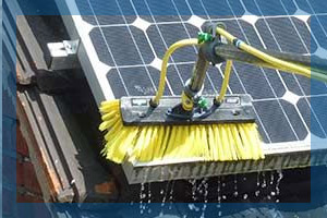 Pulizia pannelli fotovoltaici Pannelli Solari